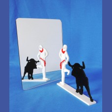 ESPEJO      Para pared rectangular con 2 cintas de doble cara incluidas<br>Medidas: 350 x 400 mm<br>